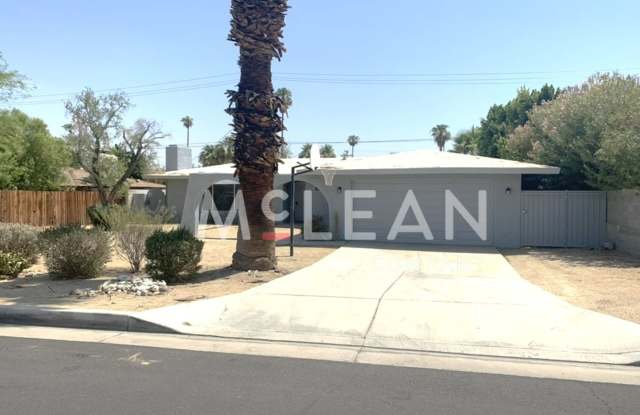 Pet Friendly Palm Desert Home photos photos