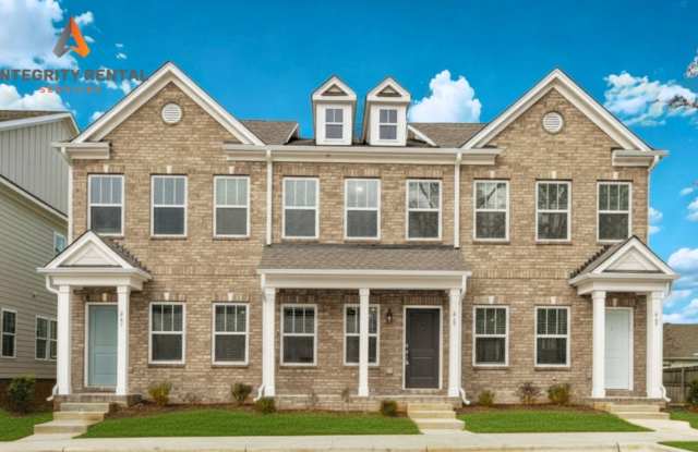 3 Bedroom Townhome Main Street Pineville - AVAILABLE JUNE 2026 photos photos