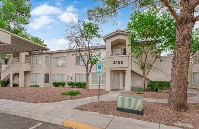 You will love this 2 bedroom condo! Updated  New Flooring, paint, appliances! photos photos