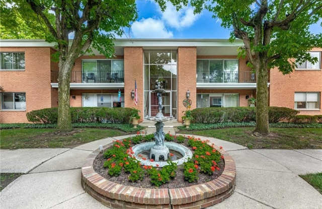 1001 Far Hills Avenue photos photos