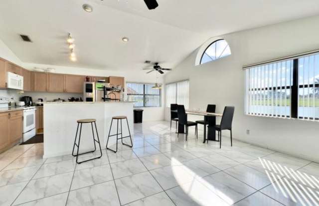 8491 Heather Place, Boynton Beach, FL 33472 - 8491 Heather Place, Palm Beach County, FL 33472