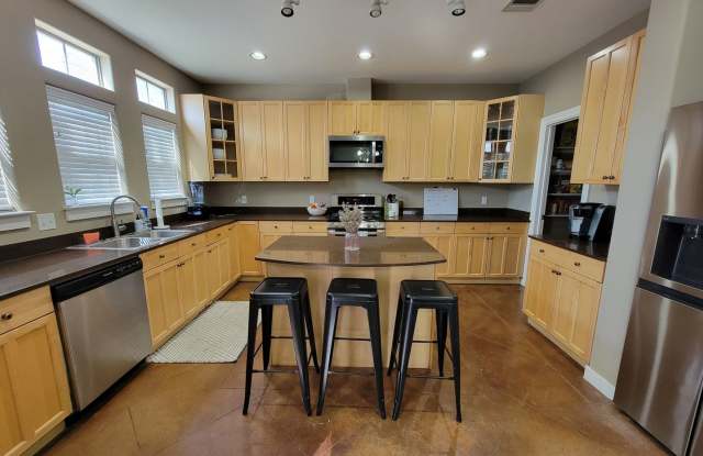 4500 Ave C !! photos photos