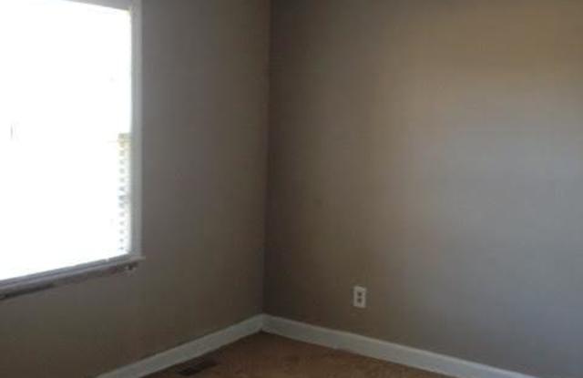 Coming soon! 3 bed house!! Stainless Steel Appliances! photos photos
