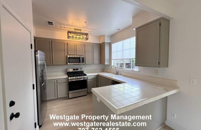 Nice 3/2.5 West Petaluma in McNear - 2083 Easton Drive Gallery 3