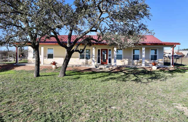 138 S School St - 138 South School Street, Harper, TX 78631