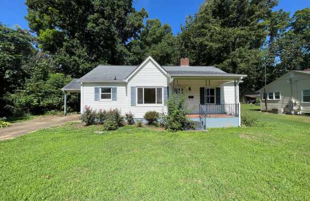 3 bedroom 1 bathroom house available. Pet friendly! photos photos