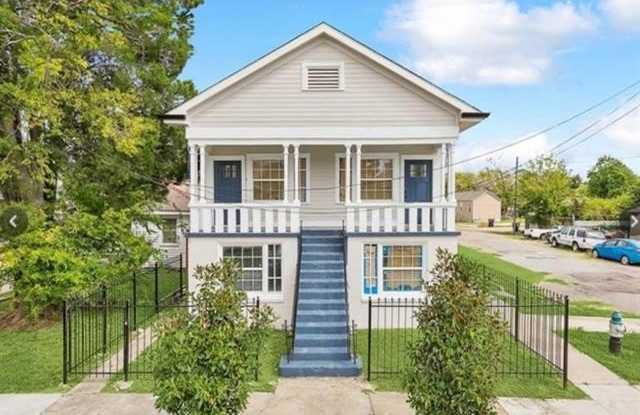 1310 RED ALLEN Way photos photos