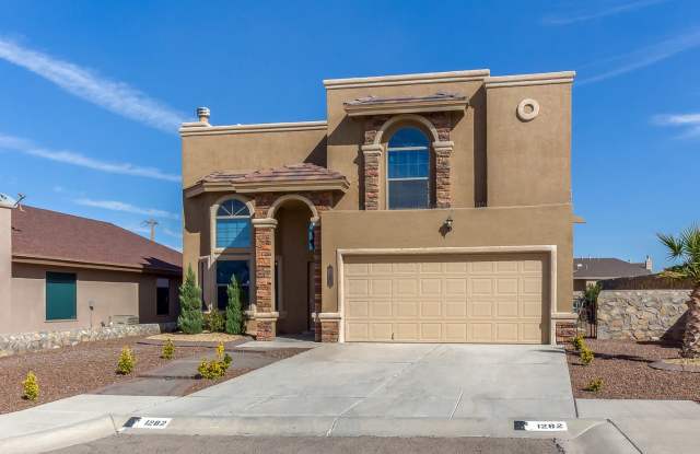 Magnificent Two-Story Home located in a quiet cul-de-sac w/ Refrigerated Air! - 1282 Hidden Bend Place, El Paso, TX 79928