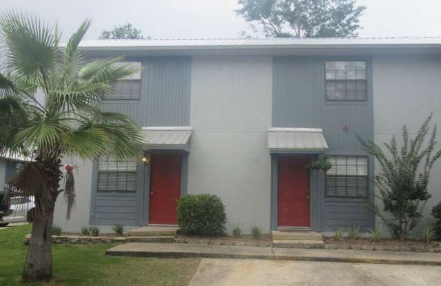 2750 W 12th St #4C - 2750 West 12th Street, Panama City, FL 32401