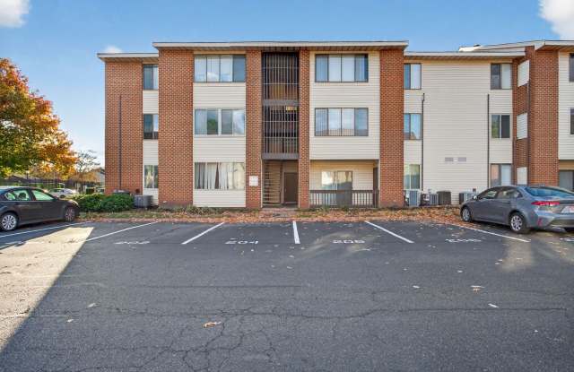 206 Pacific Drive, Hampton VA 23666 - 206 Pacific Drive, Hampton, VA 23666