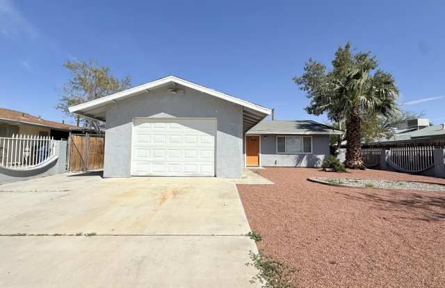 AVAILABLE NOW! 2 Bedroom 1 Bathroom Home in Desert Hot Springs photos photos