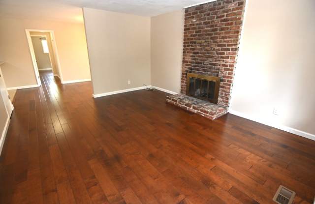 1651 Cassiar Dr Gallery 3