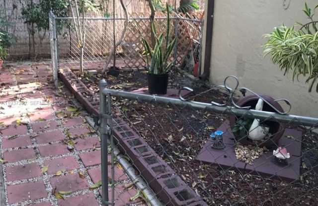 6530 W 2nd Ct photos photos 6530 W 2nd Ct photos photos