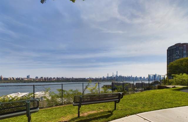 8550 BLVD EAST photos photos