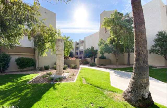 7625 E camelback Road photos photos