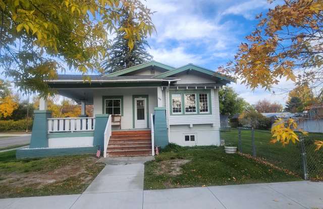 403 3rd Avenue East photos photos