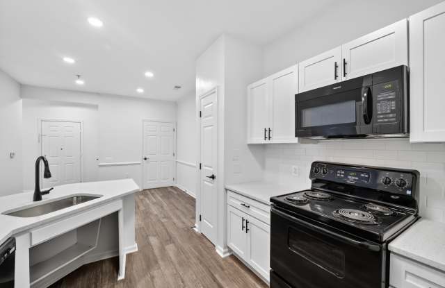 Brittany Commons Apartments Gallery 2