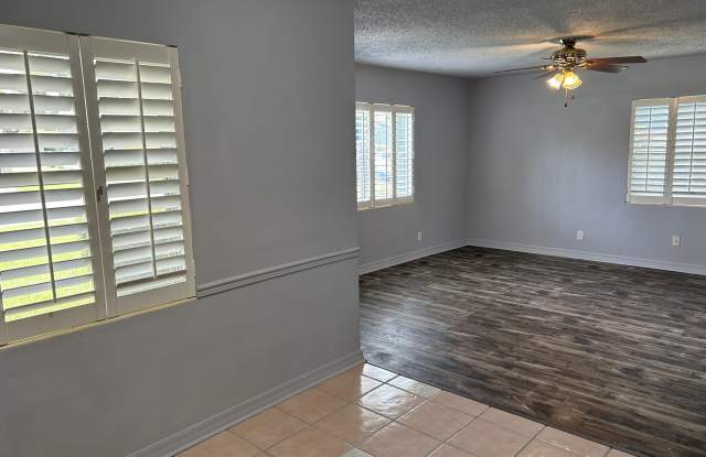 4323 SHIRLEY Avenue Gallery 2