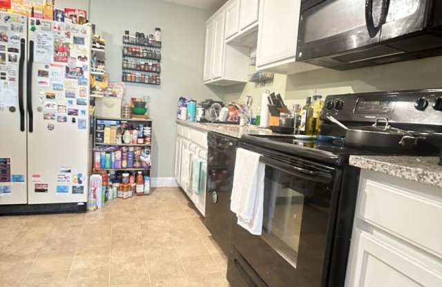 41 Walnut St. - 41 Walnut Street, Waltham, MA 02453 41 Walnut St. - 41 Walnut Street, Waltham, MA 02453