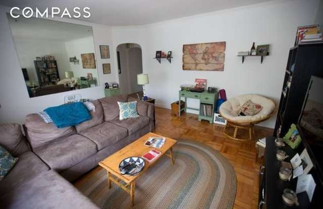 23 Bills Place Gallery 2