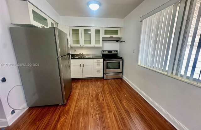 1520 Garfield St photos photos