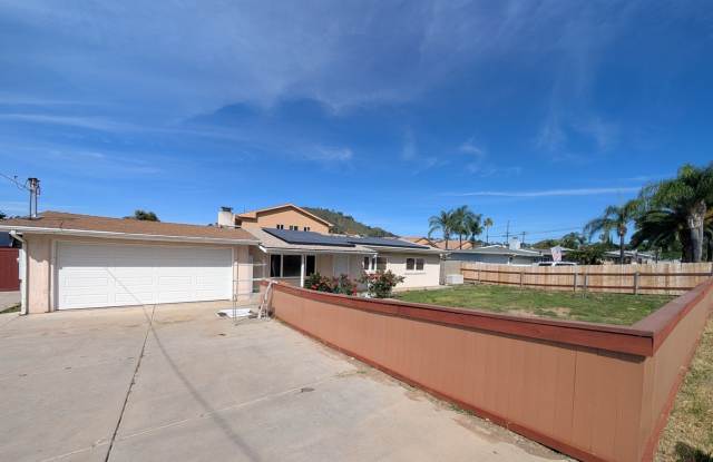 3BR 2BA House in El Cajon photos photos