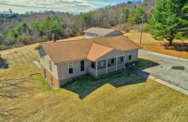 3089 Pandapas Pond Rd photos photos