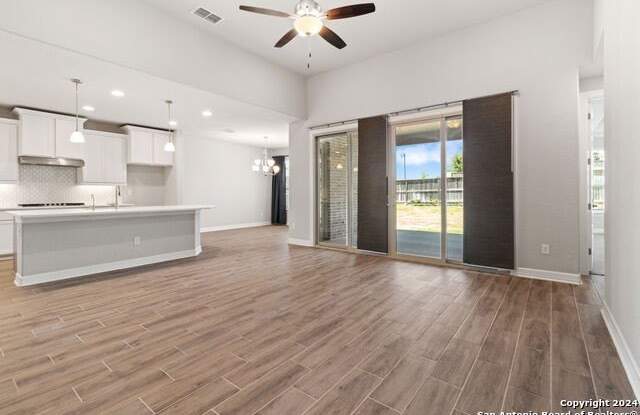 29003 THROSSEL LN - 29003 Throssel Lane, Timberwood Park, TX 78260