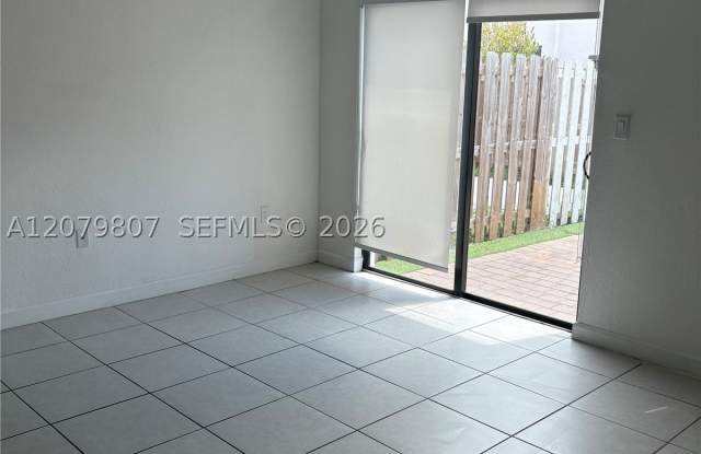 12964 SW 232nd Ln Gallery 4