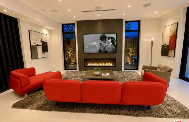8741 Dorrington Avenue Gallery 1