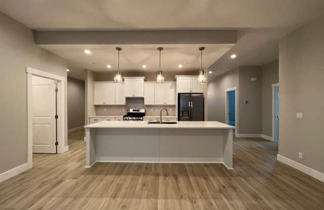 Gorgeous Richland Home Near Country Mercantile Gallery 1