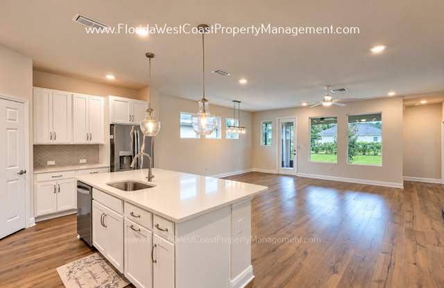 BEAUTIFUL 3-BEDROOM + DEN DAVID WEEKLEY HOME | NORTH RIVER RANCH | MOVE-IN READY! Gallery 4