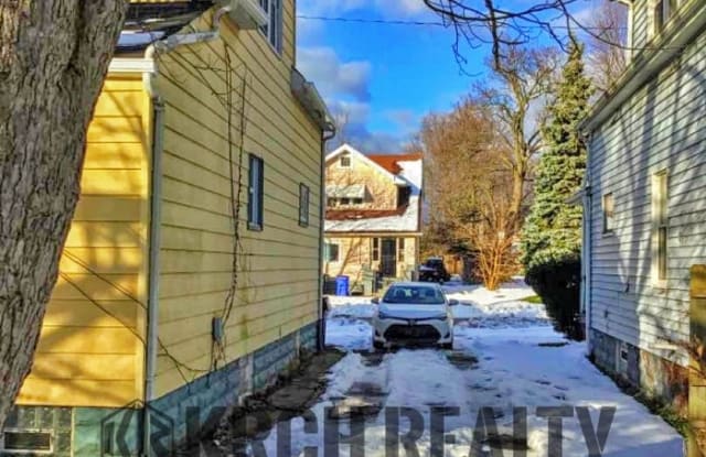 12822 Ferris Avenue Gallery 3