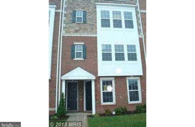 25494 CASALE TERRACE - 25494 Casale Terrace, South Riding, VA 20152