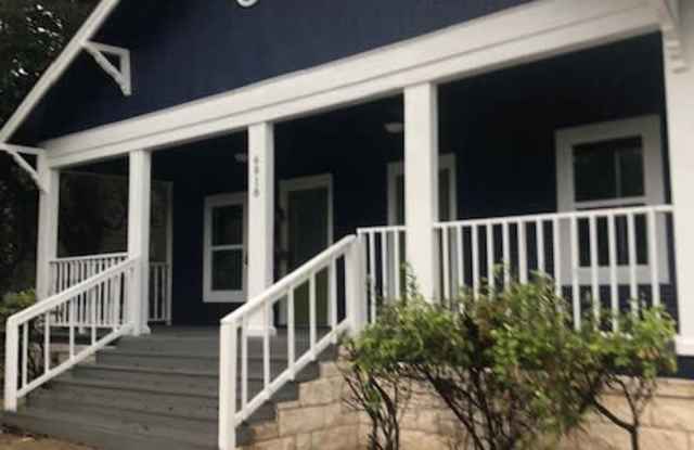6918 Providence Avenue Gallery 1