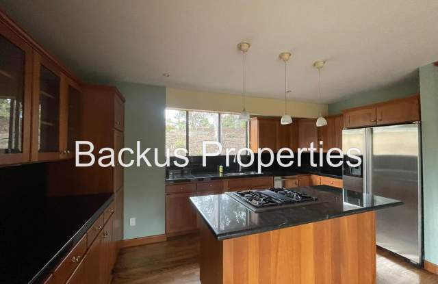 Wonderful Home in Charter Oaks Gallery 3