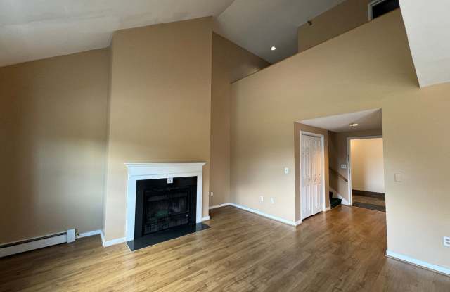 Spacious 3-Bedroom 3 Bath Condo on Ascutney Mountain – Nature at Your Doorstep photos photos Spacious 3-Bedroom 3 Bath Condo on Ascutney Mountain – Nature at Your Doorstep photos photos