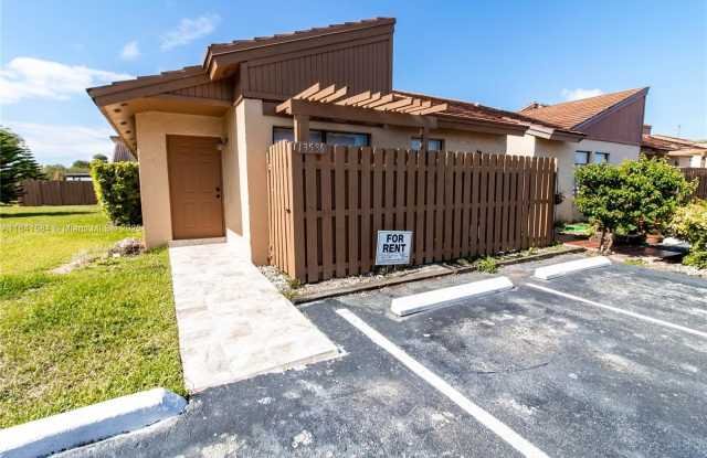 13536 SW 11th Ln photos photos