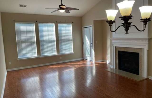 Very nice 4 bedroom/3 bath condo in Tuscany with fireplace, enclosed patio, 1 car garage photos photos Very nice 4 bedroom/3 bath condo in Tuscany with fireplace, enclosed patio, 1 car garage photos photos