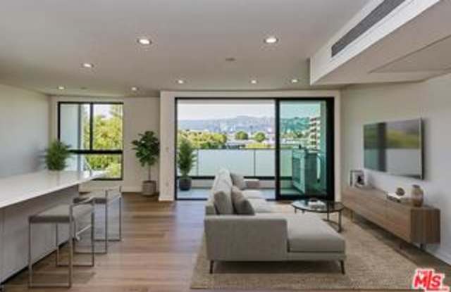 328 North Maple Drive - 328 North Maple Drive, Beverly Hills, CA 90210