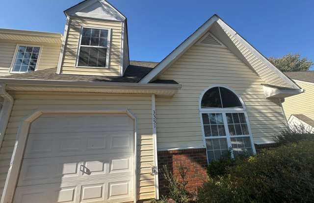 Spacious 3 Bedroom Condo with Main Level Master Suite  Loft in Winston-Salem! - 3351 Victoria Park Lane, Winston-Salem, NC 27103