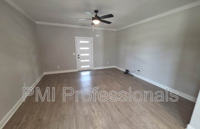 1403 Rebecca Johns Dr Gallery 2
