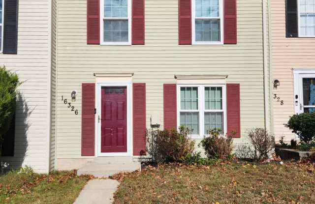 Beautiful Three Bedroom Bowie Townhome photos photos