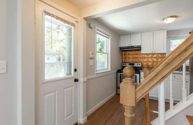 400 Colonial Drive Gallery 4