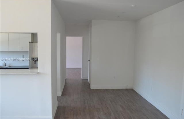 7945 East Dr Gallery 2
