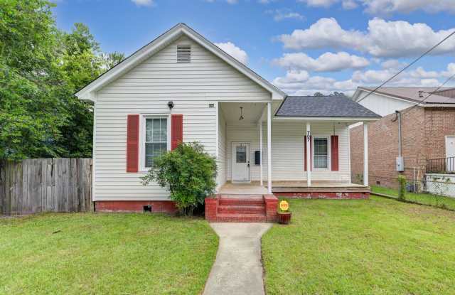 Charming 3 bedroom Home Steps from USC located on Olypmia! photos photos