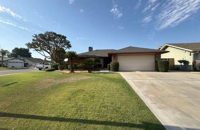 SW Corner Lot Home! photos photos