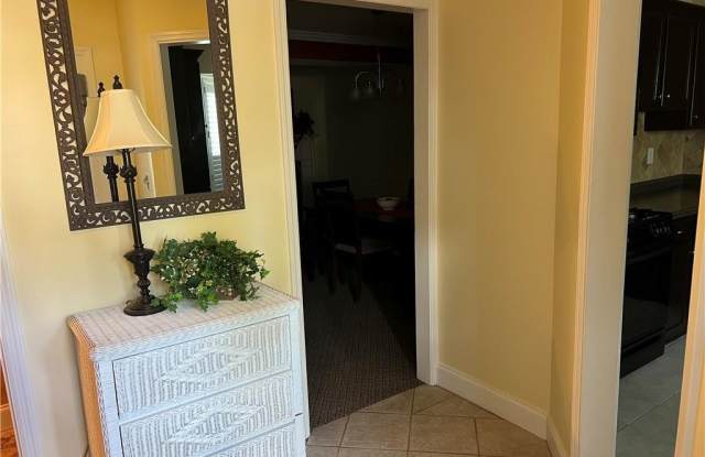 1100 Country Club Place NW Gallery 2