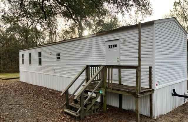 7587 Old St. Augustine Road Gallery 1