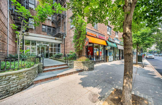 54 East 8th Street Gallery 2